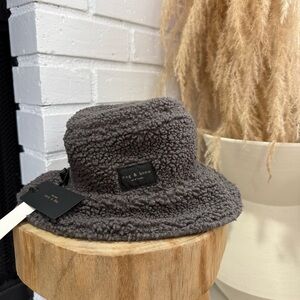 NWT Rag & Bone Addison Reversible Bucket Hat